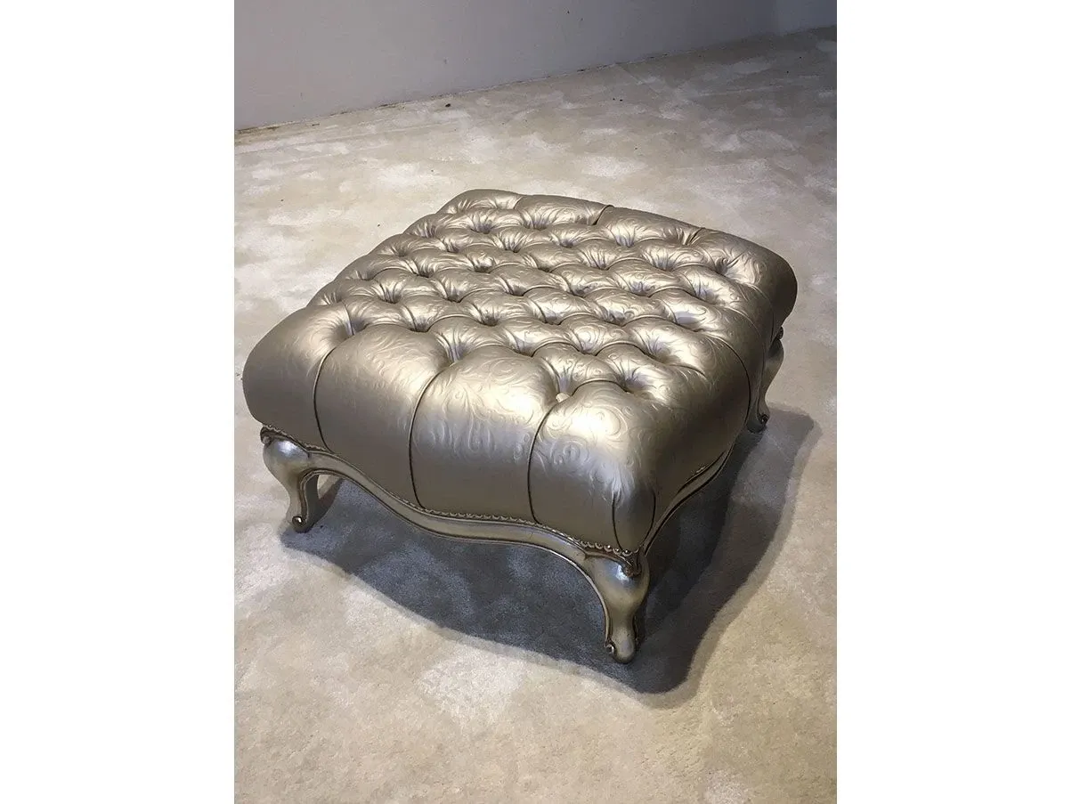 Modigliani pouf in capitonné leather (silver), Bruno Zampa 4