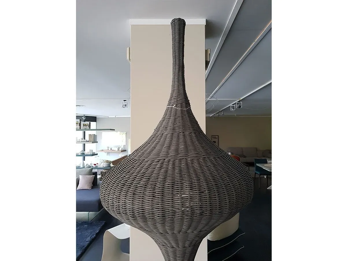 Stehlampe Spin L aus Rattan (grau) 3