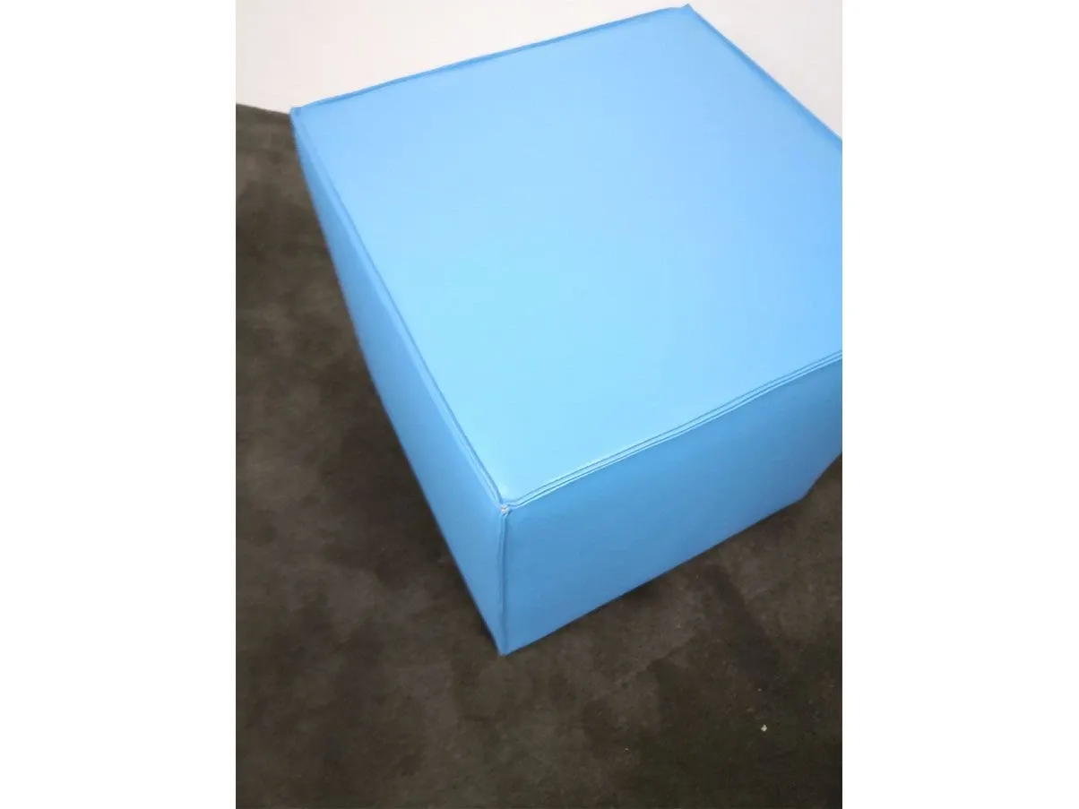 Pouf XS Inuit cubico in pelle (azzurro), Ivano Redaelli 9