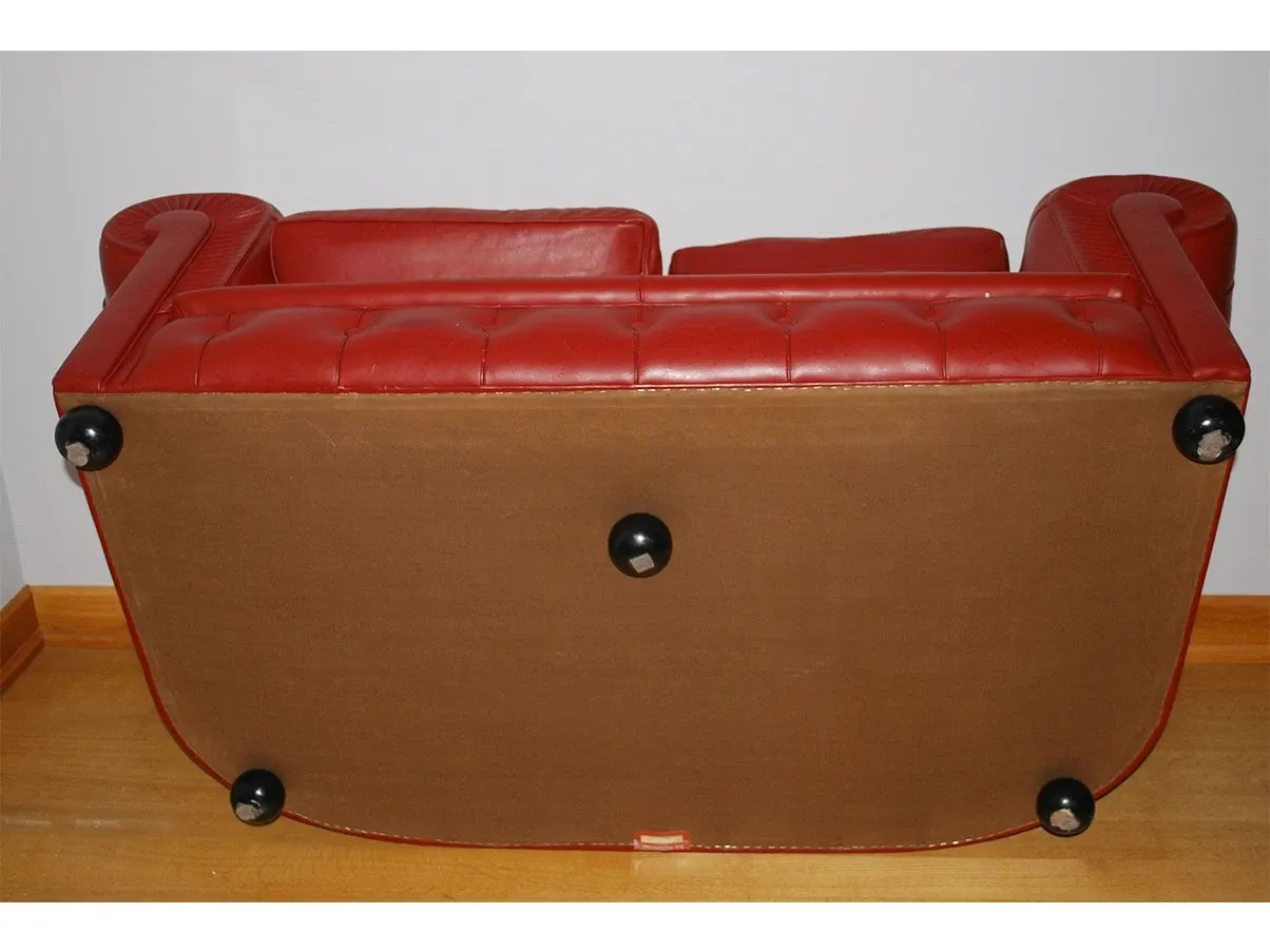 2 seater sofa Chester icon in leather (bordeaux), Poltrona Frau 5
