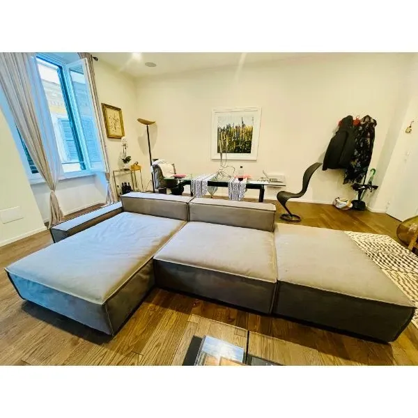 Boss Model Sofa, Fox Group image