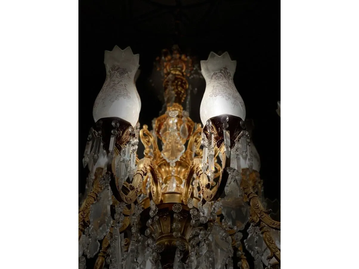 Lampadario a 15 luci in bronzo dorato, F.B.A.I. 3