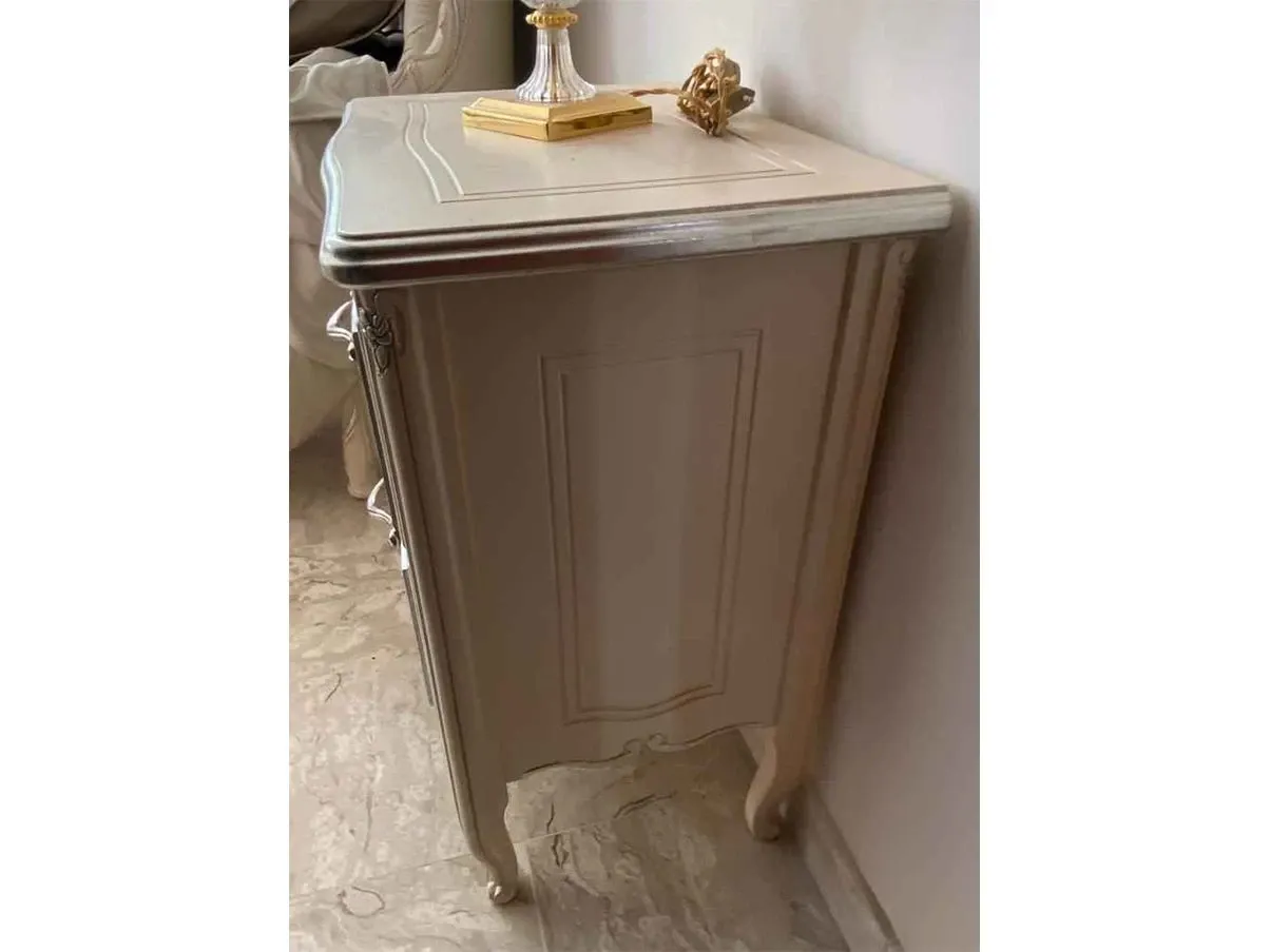Set 2 comodini 3022 in legno con cassetti,  1