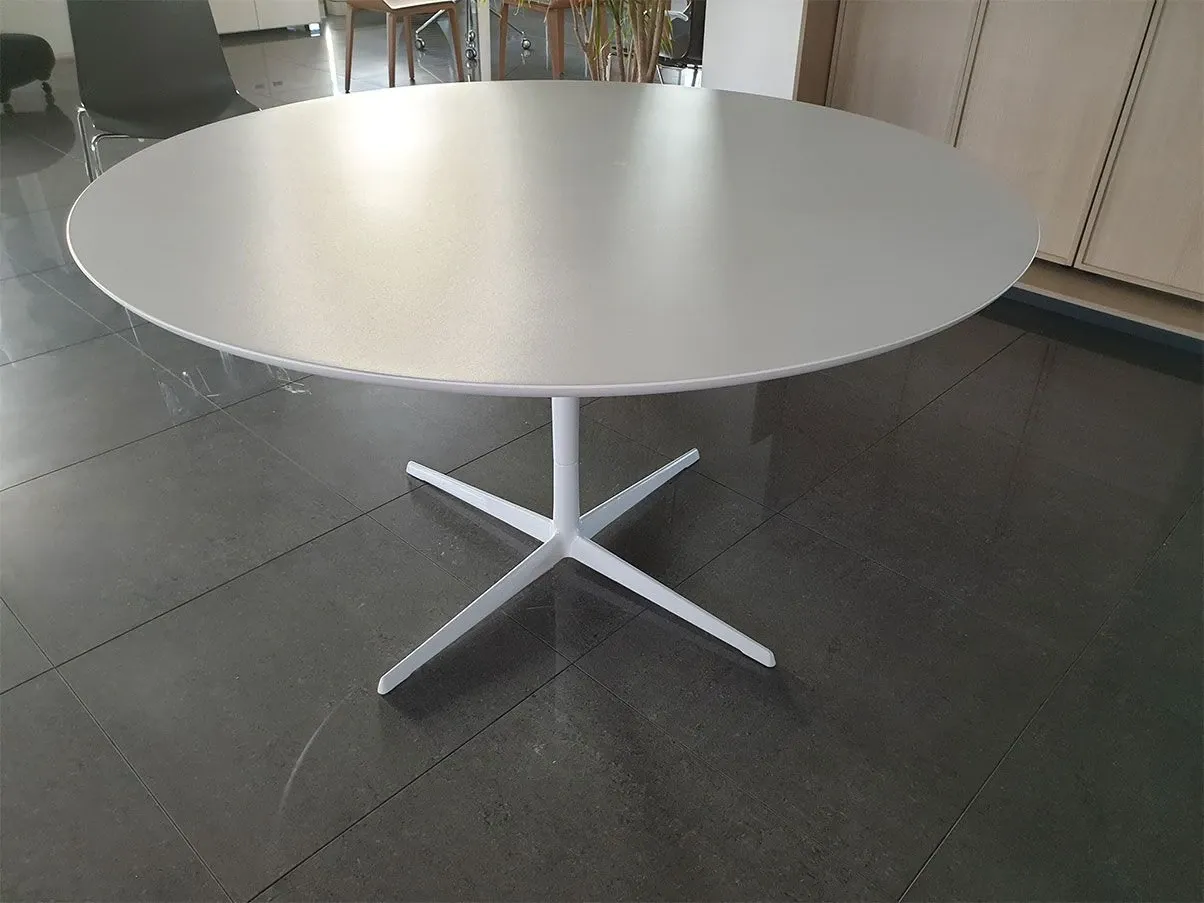 Eolo round table in aluminum and MDF wood (white), Arper 1
