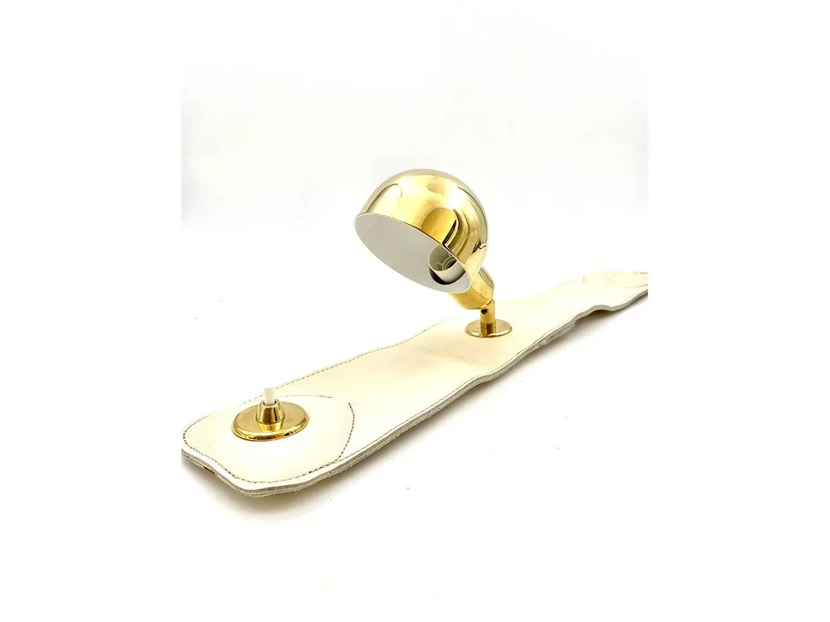 Lampada per poltrona vintage LP01 in pelle e ottone, Azucena 4