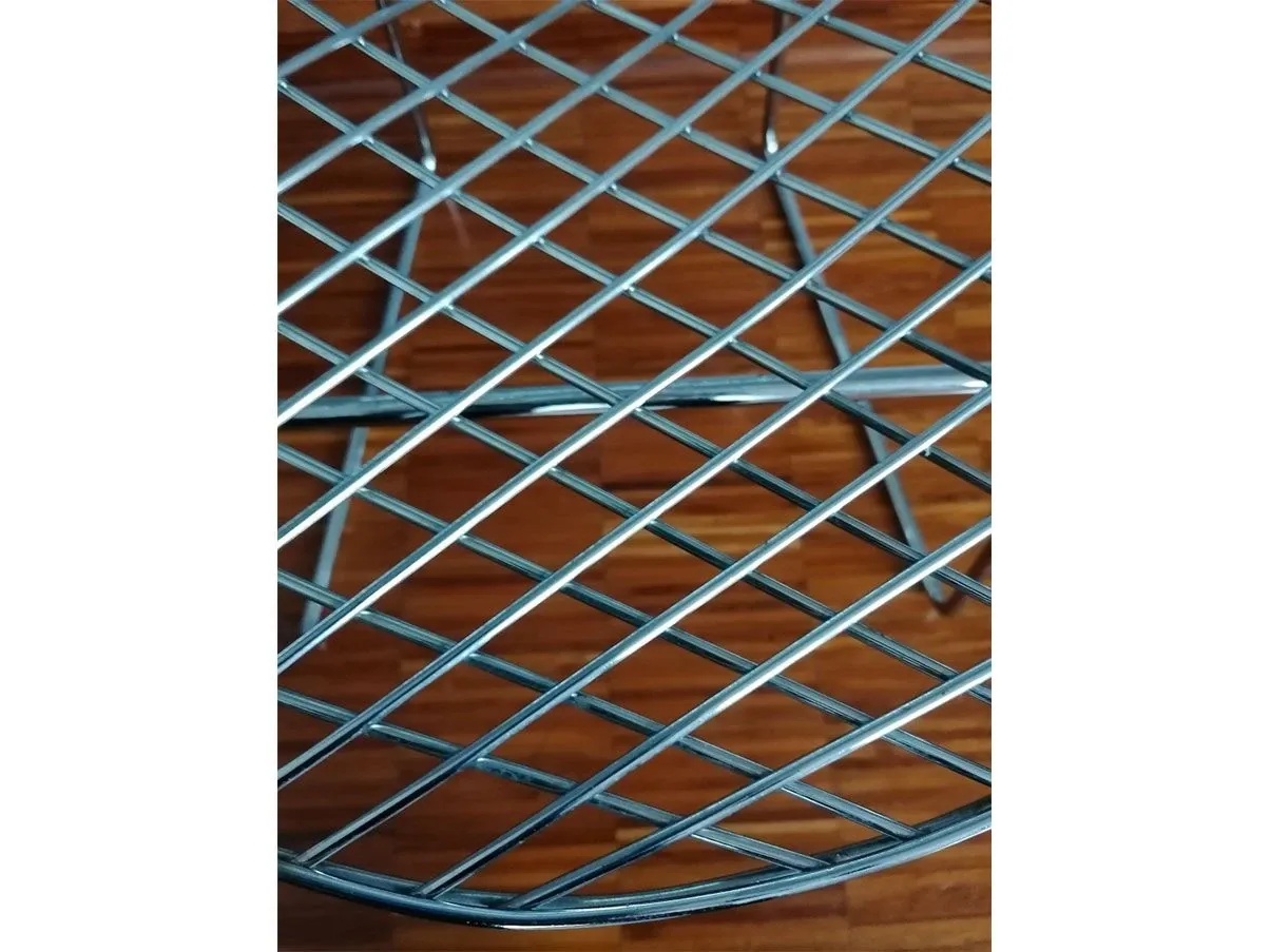 Sedia Diamond con struttura in filo acciaio cromato, Alivar 2