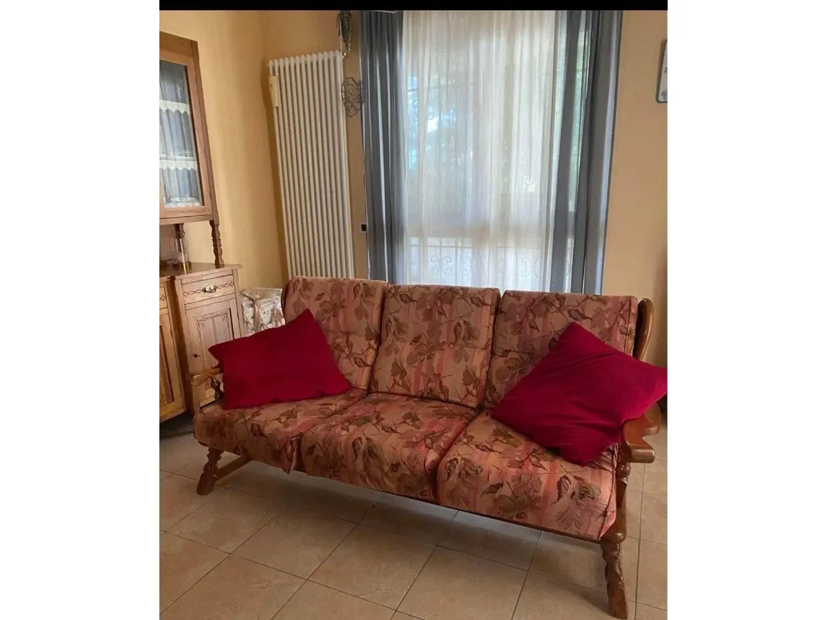 Set divano 3 posti e poltrona vintage,  3