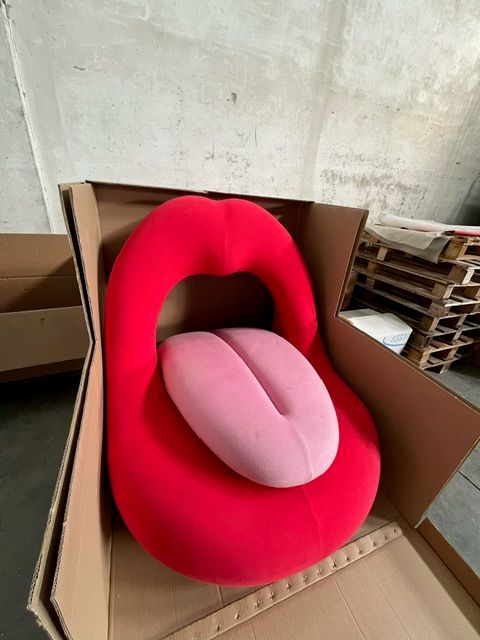 Grace Armchair by Pietro del Vaglio Details