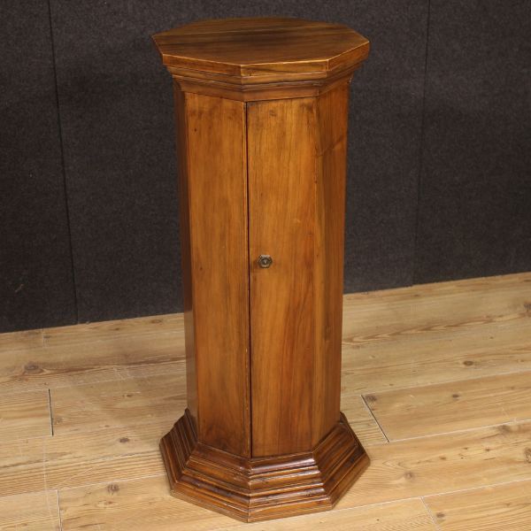 Decorative column in walnut and beech wood (70s), image