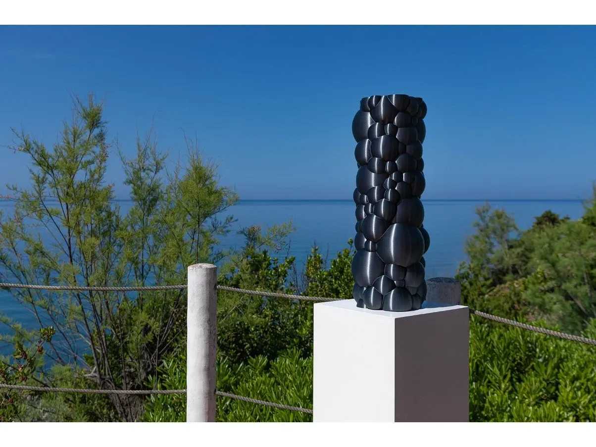 Vaso Zeus nero, Dygodesign  4