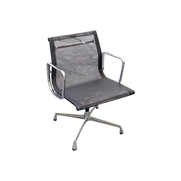Sedia Aluminium Chairs di Charles & Ray Eames, Vitra image