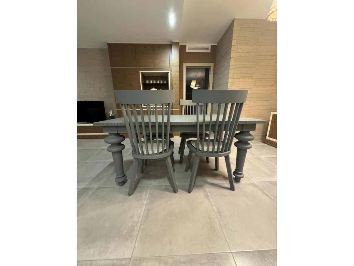 Set of a table and 4 chairs Gray in wood, Gervasoni Side