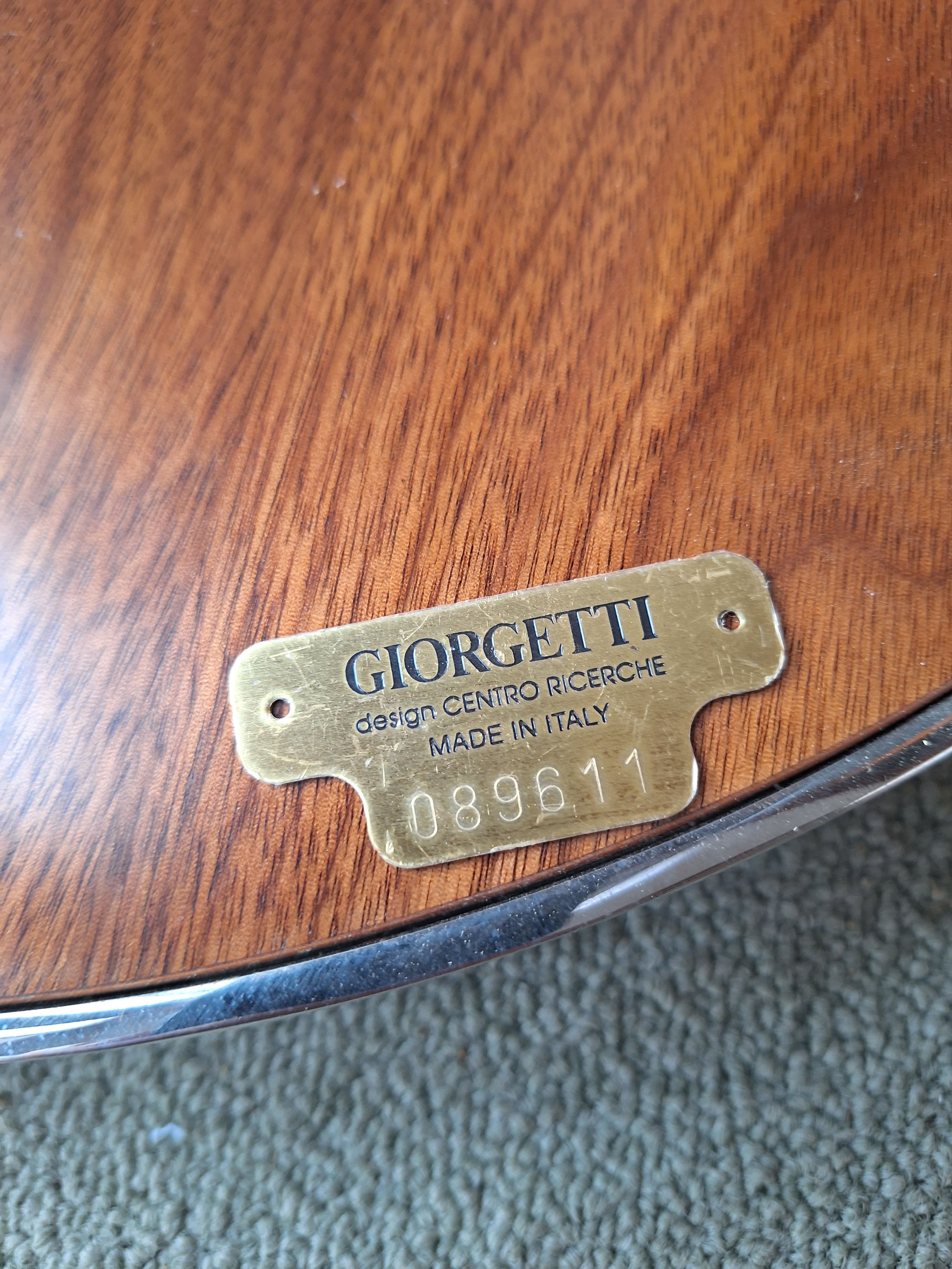 Contenitore rotondo Charles in legno di noce canaletto Brand