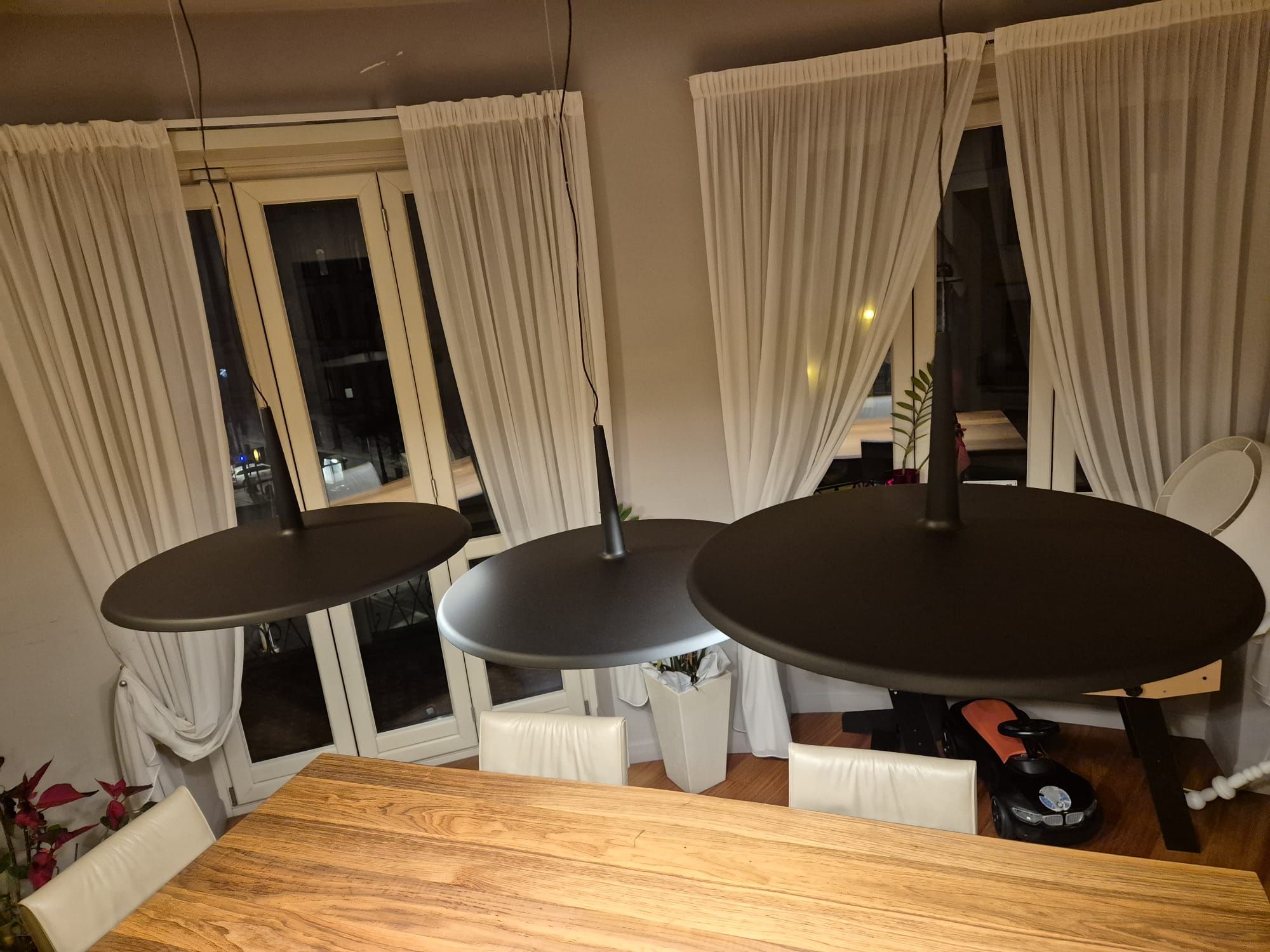 Black Skan Ceiling Light Front