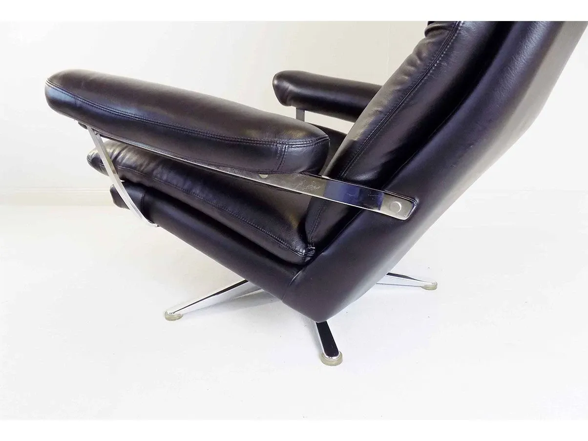 Palma armchair by Werner Langenfeld in leather 1