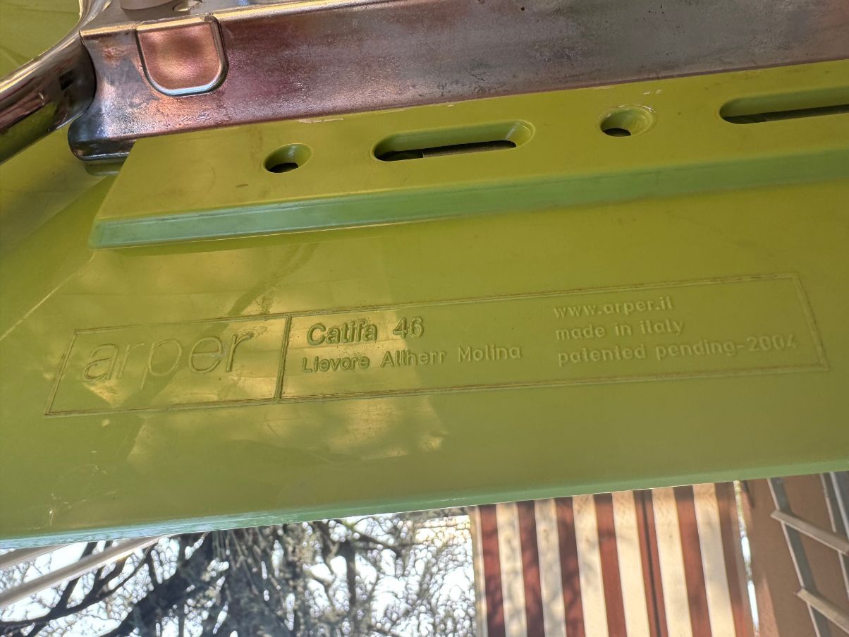 Set di 4 sedie Catifa 46 in acciaio e metacrilato, Arper Brand
