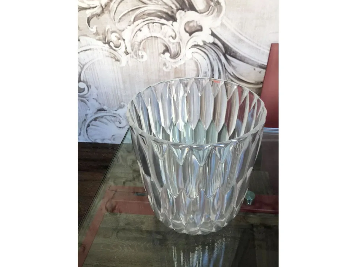 Jelly (trasparente), Kartell 1