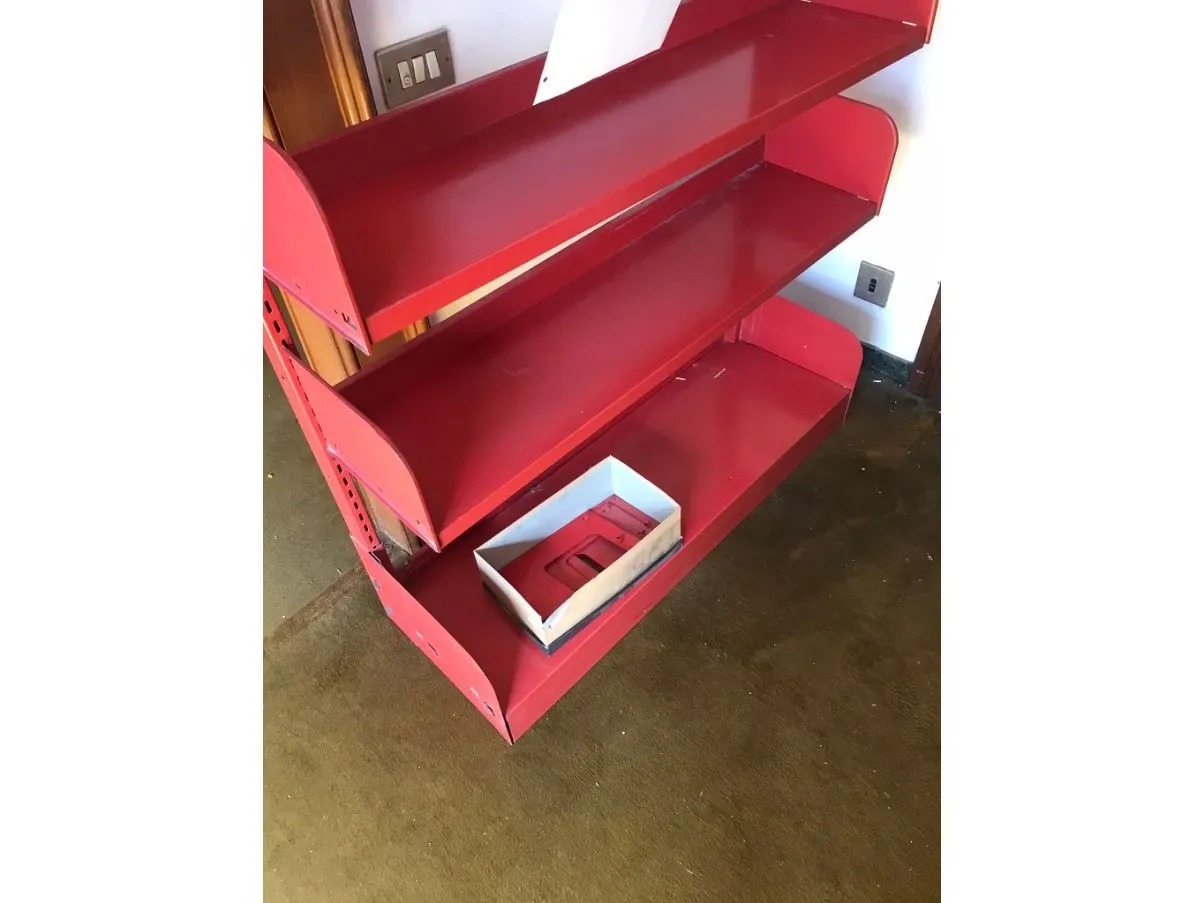 Scaffale vintage in metallo rosso,  2