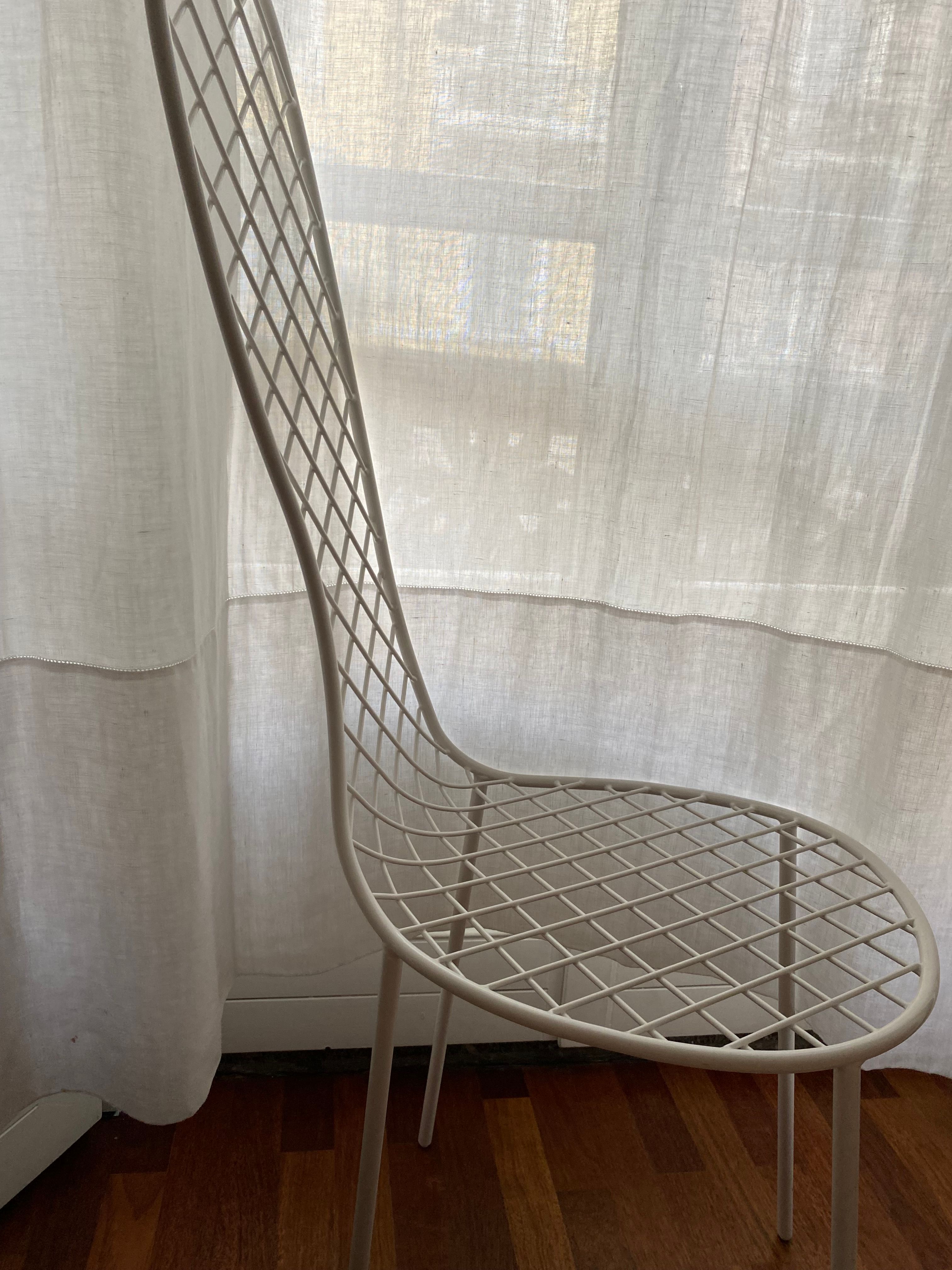 Sedia con schienale alto Family chair Mode C di Junya Ishigami, Divani Living Brand