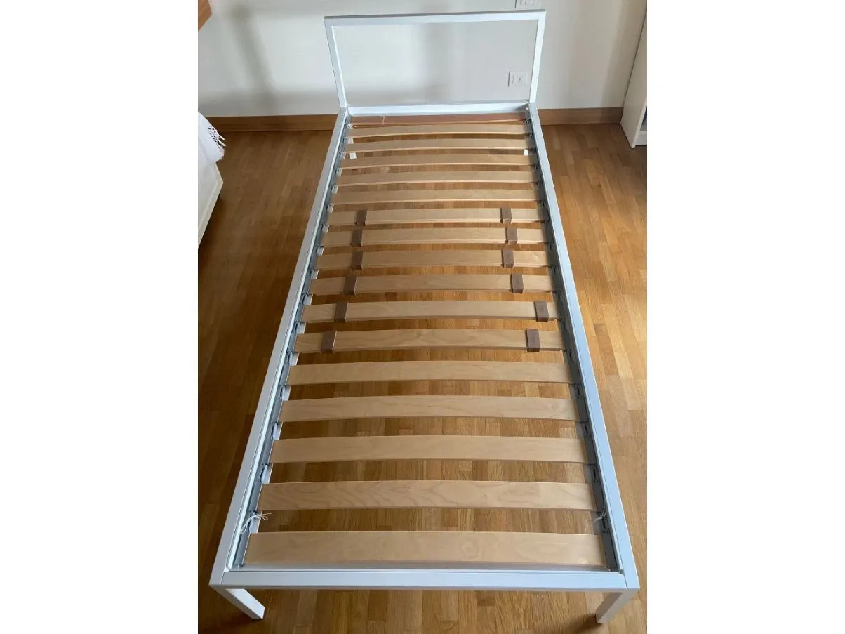 Letto singolo NYX in acciaio bianco, Zanotta 14