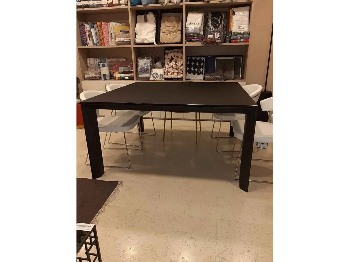 Tavolo quadrato Omnia in legno e vetro (nero) 6