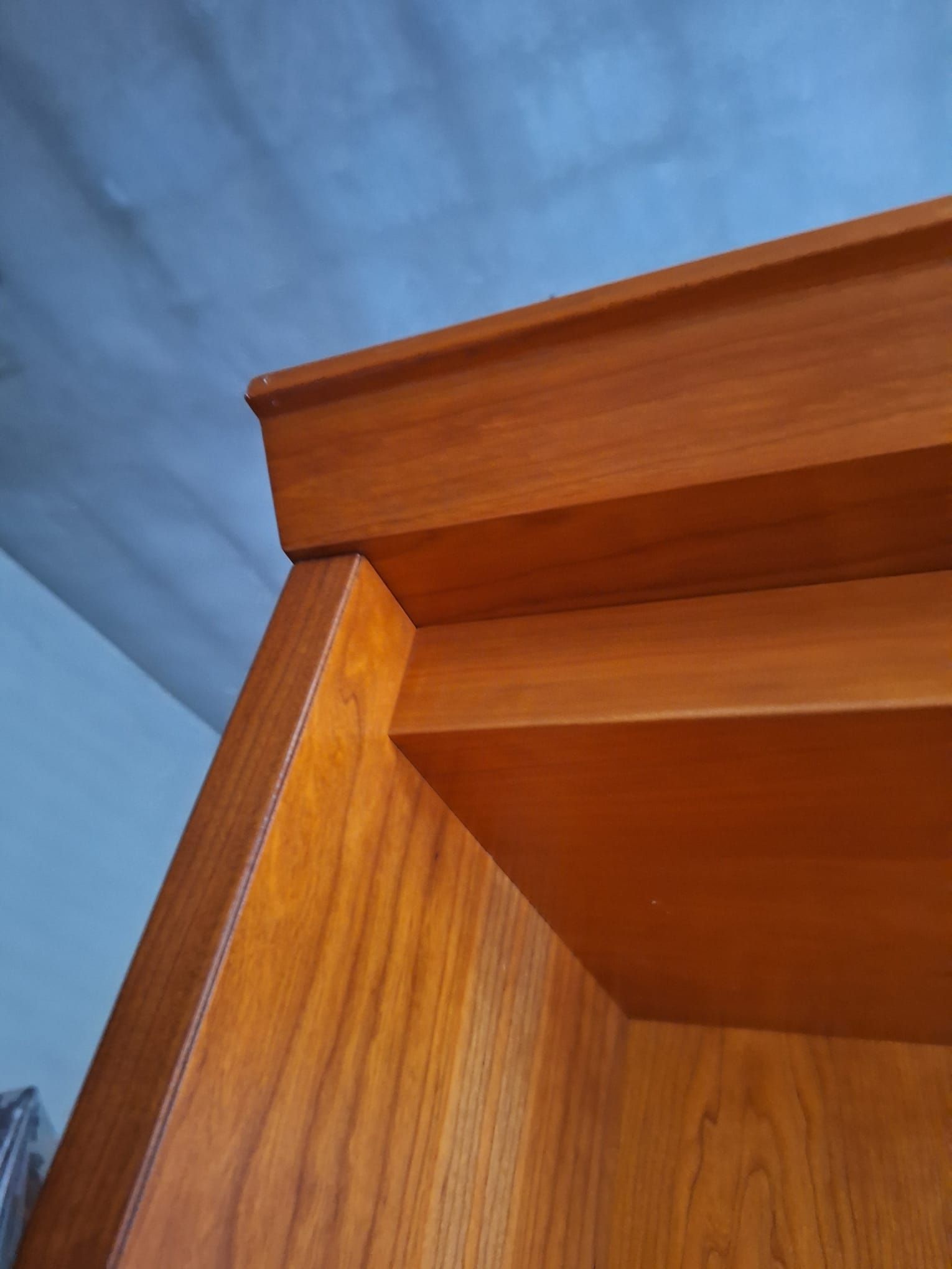 Mobile contenitore vintage in legno di ciliegio, Giorgetti 10