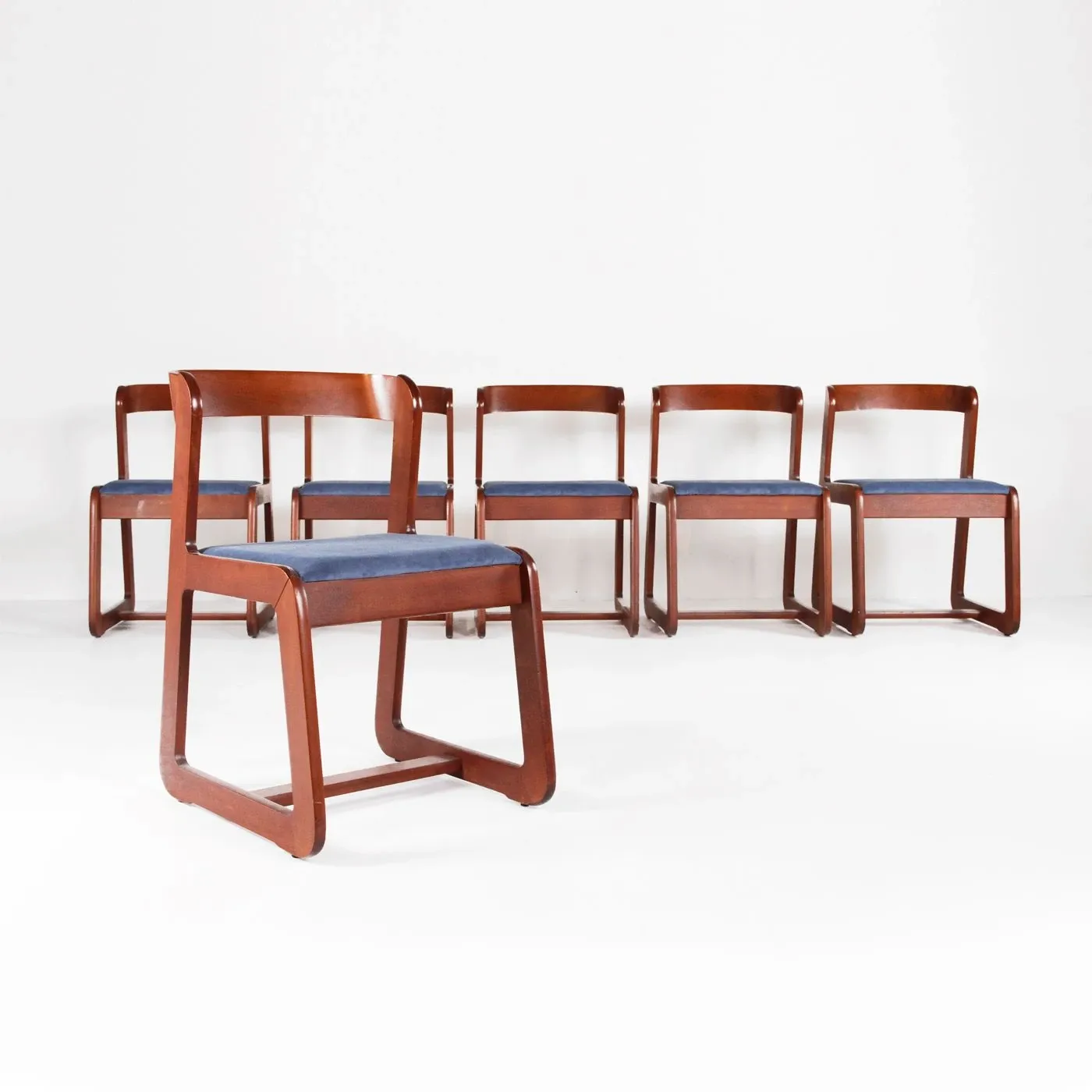 Set of 6 vintage chairs by Willi Rizzo (1970s), image