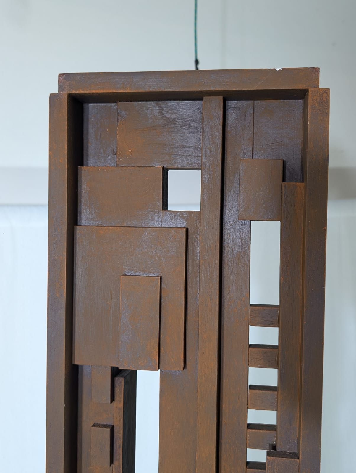 Brutalist wooden sculpture (70s) Defects