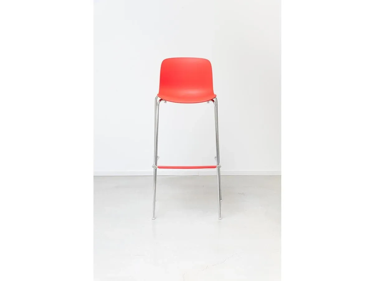 Set of 2 Troy stools in steel and polypropylene (red), Magis 4