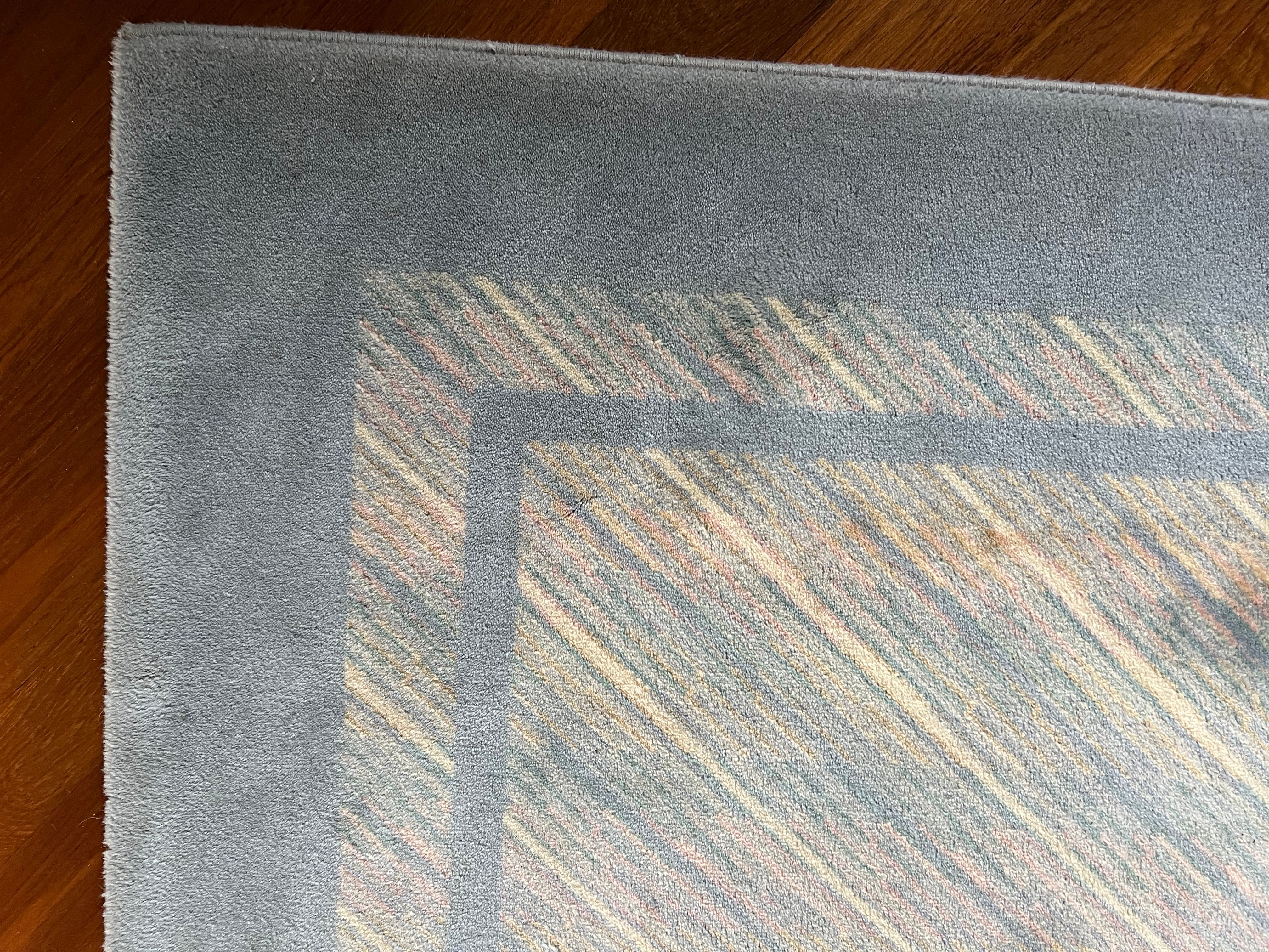 Vintage Wool Rug from the 1990s Side