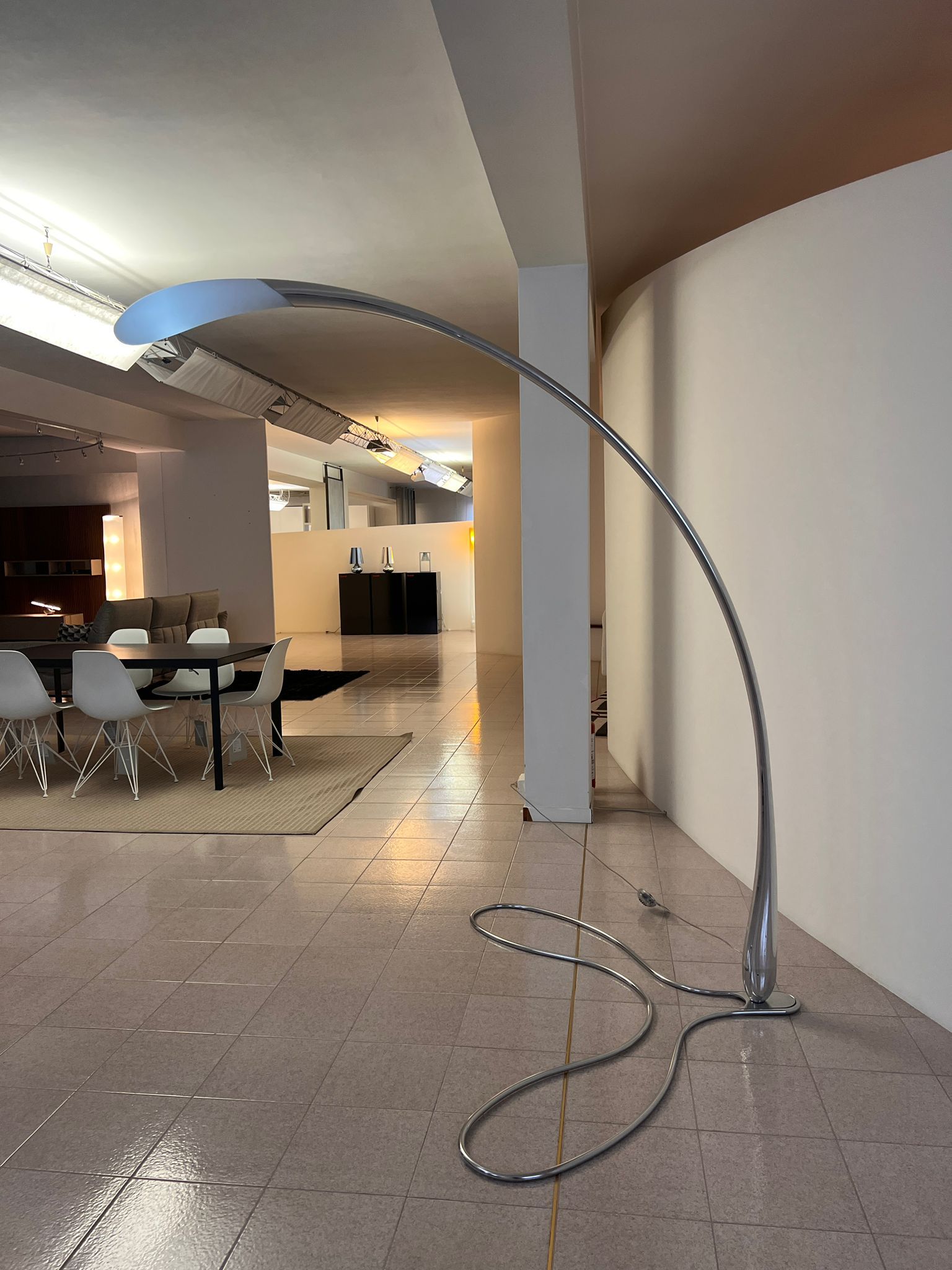 Lampe sur pied Flora de Manlio Costantini Brand