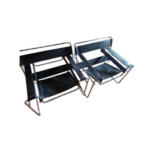Coppia di poltroncine vintage Wassily in pelle nera di Marcel Breuer, Gavina image
