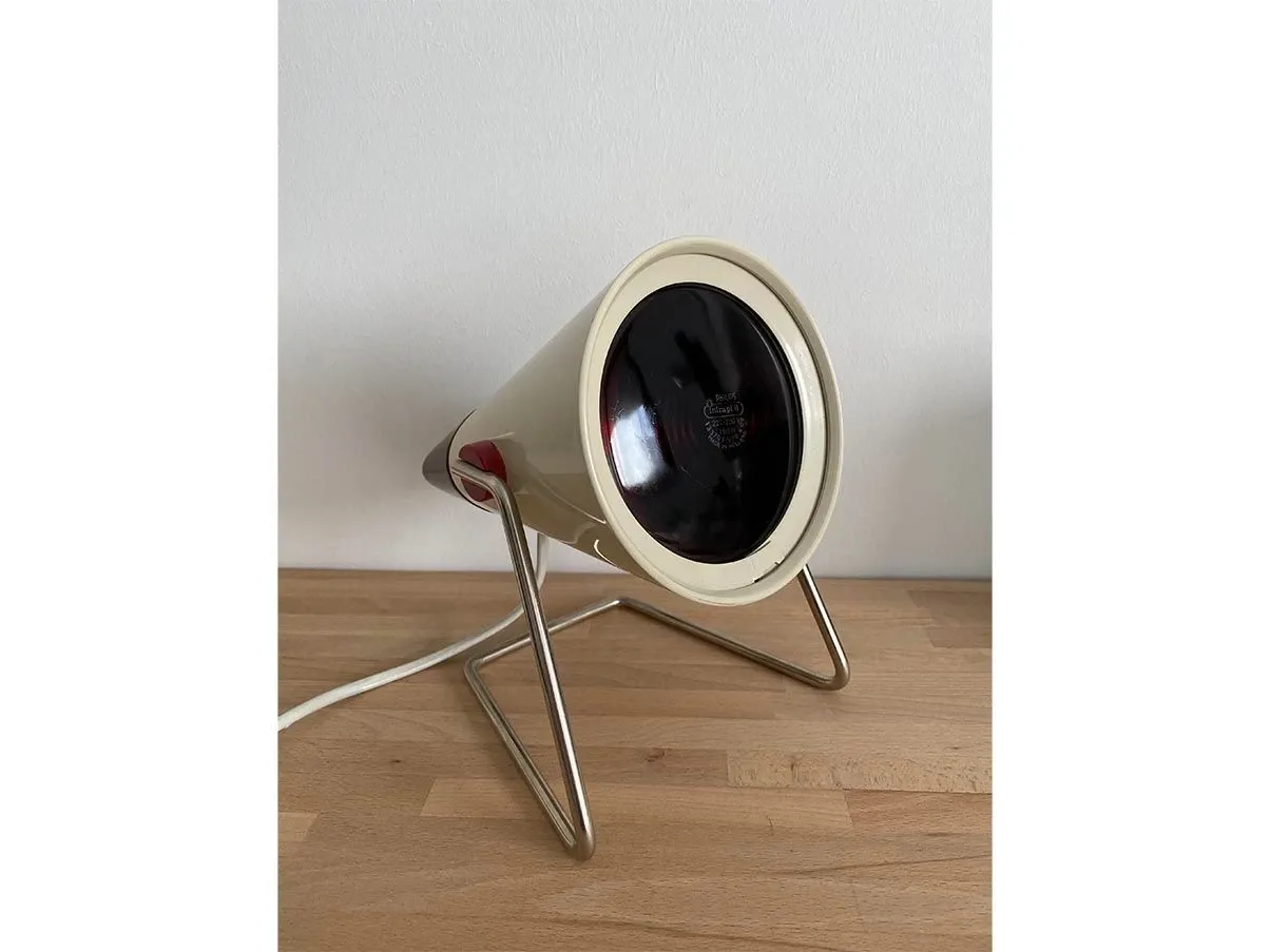 Infraphil lamp by Charlotte Perriand 3