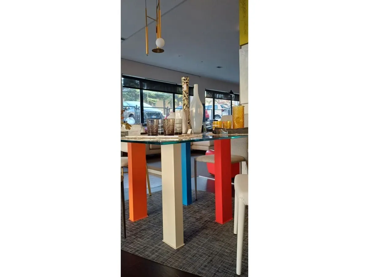 Transparent glass table with colored legs, Ponti and Terenghi 2