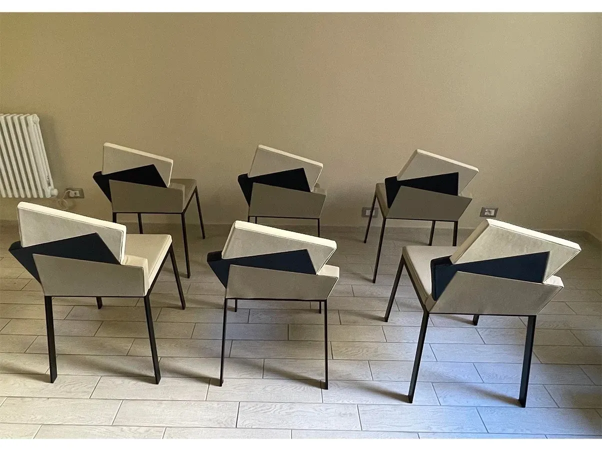 Set of 6 Karina chairs in lacquered metal (black), Compar 3