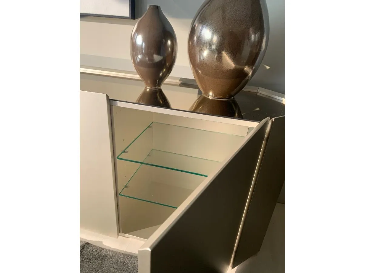 Chelsea sideboard in lacquered wood and crystal, Cattelan Italia 3