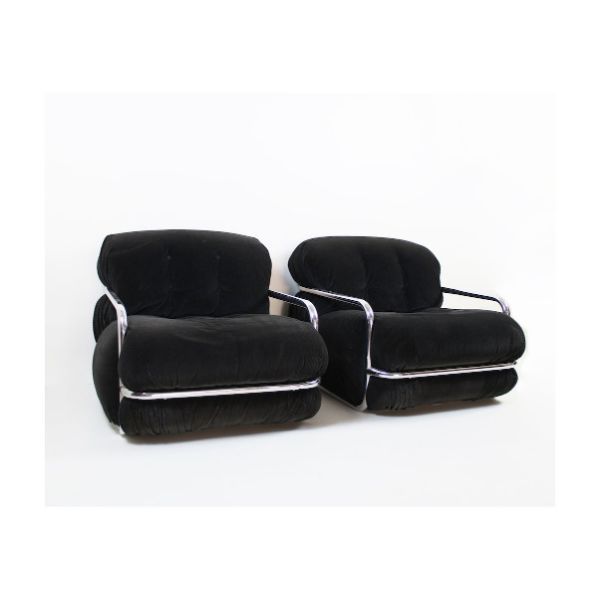 Pair of velvet armchairs by Mario Sabot image