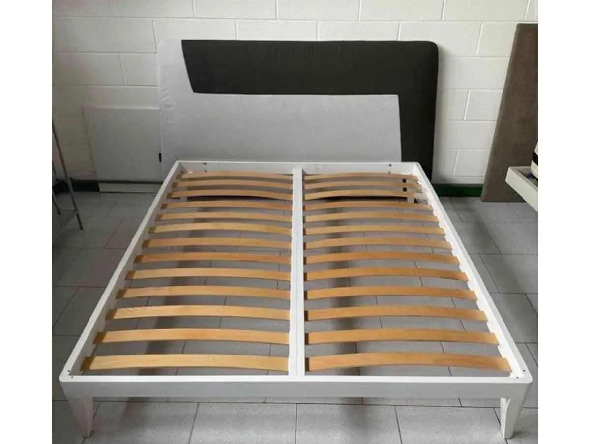 Letto matrimoniale Selly con testiera (bicolore) 4