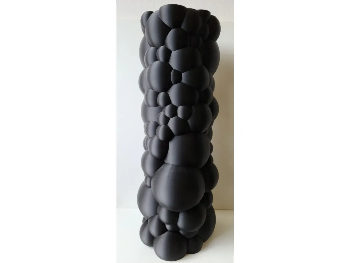 Black Zeus sculpture vase, DygoDesign 2