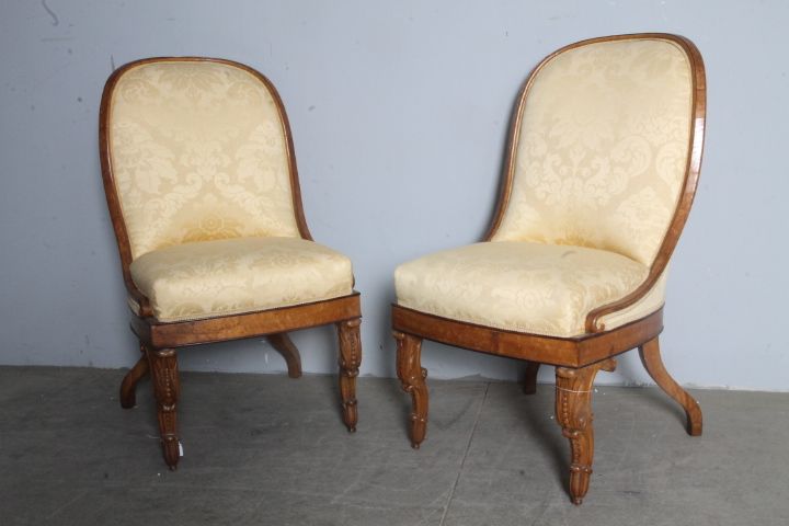 Set of 2 vintage solid walnut chairs, image