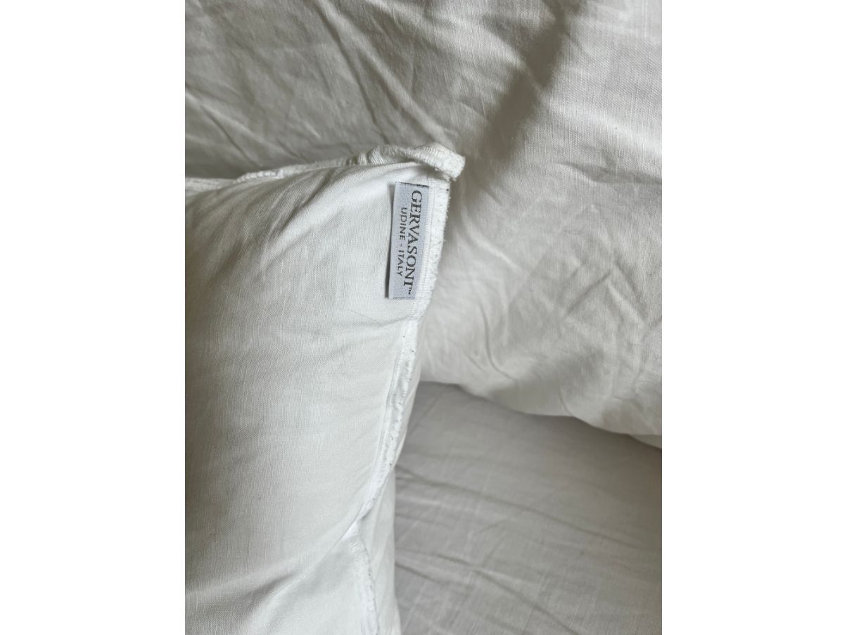 Brick sofas in white linen, Gervasoni Brand