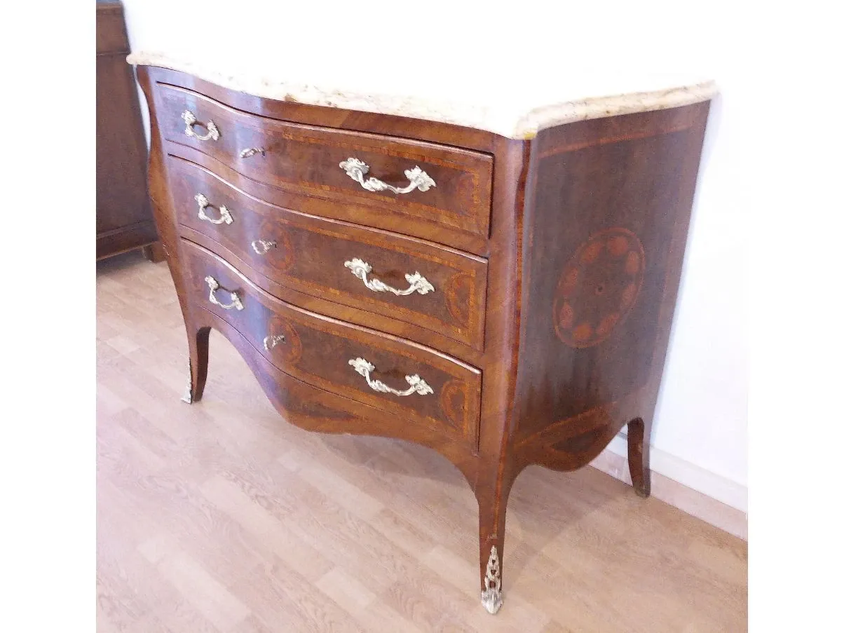 Vintage solid wood chest of drawers 1