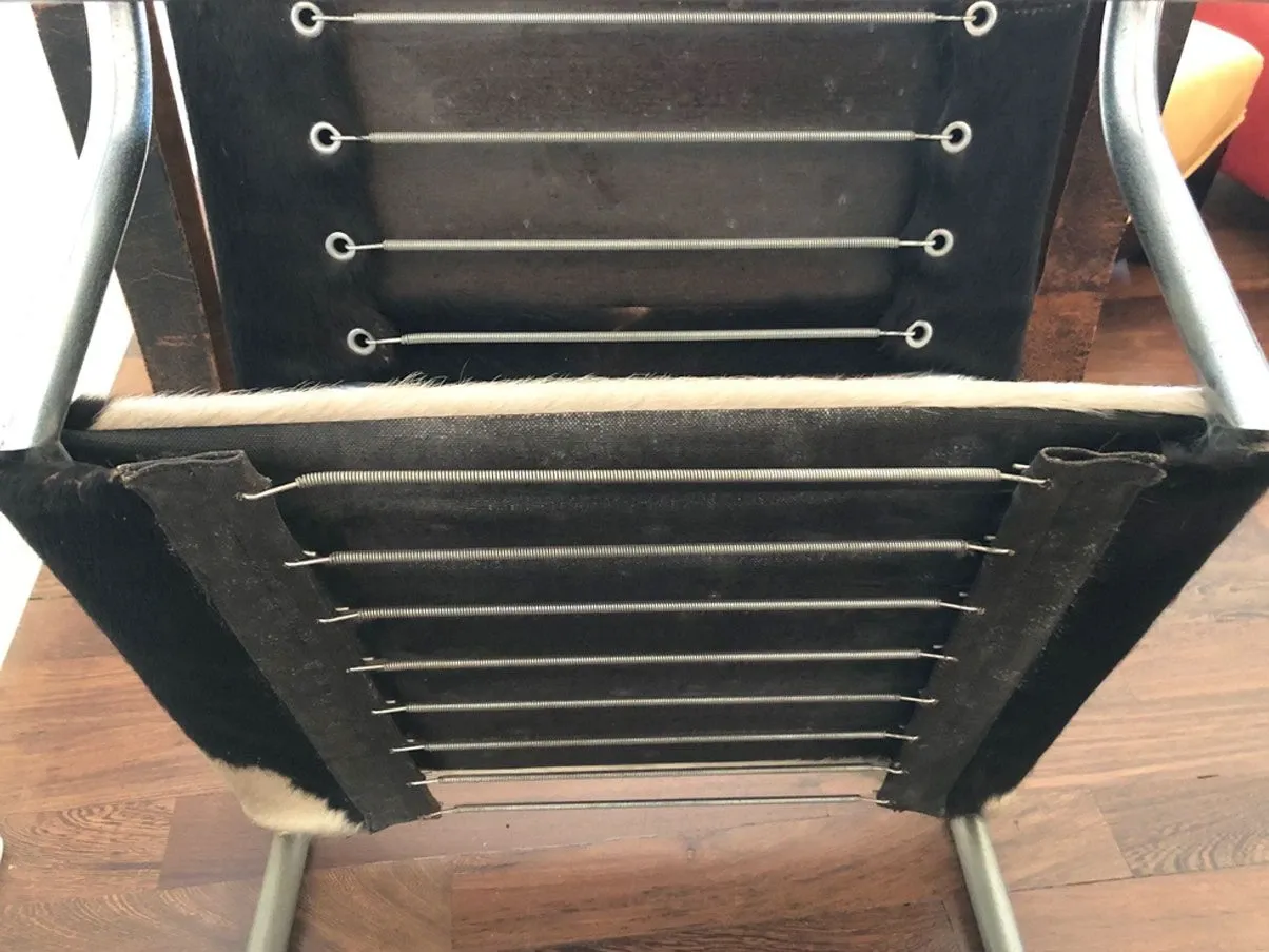 Pony skin LC1 (1970s), Cassina 5