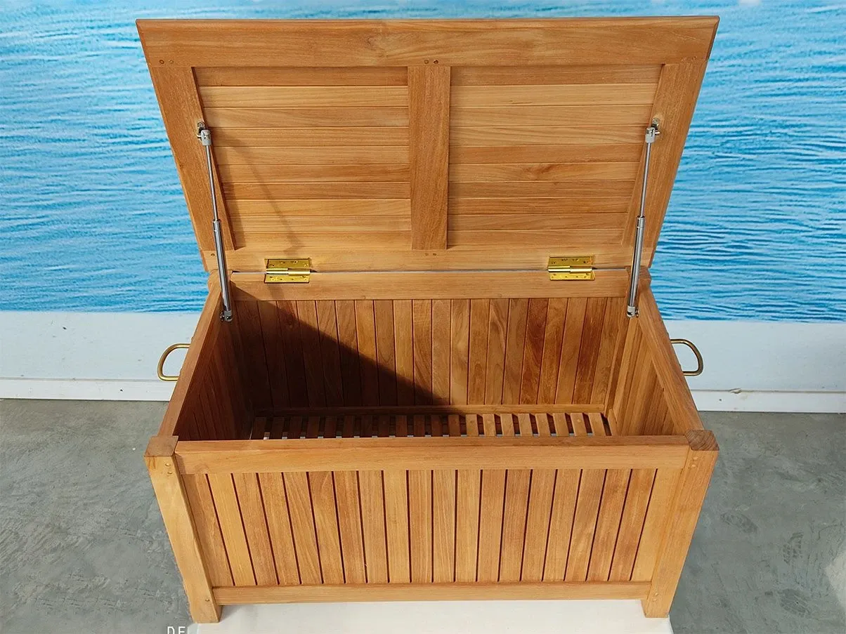 Milton container trunk in teak wood, Unopiù 2