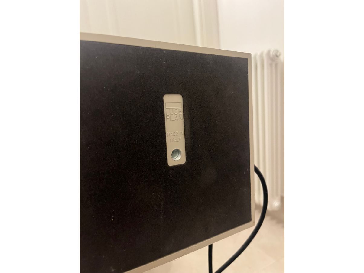 Costanza floor lamp Side