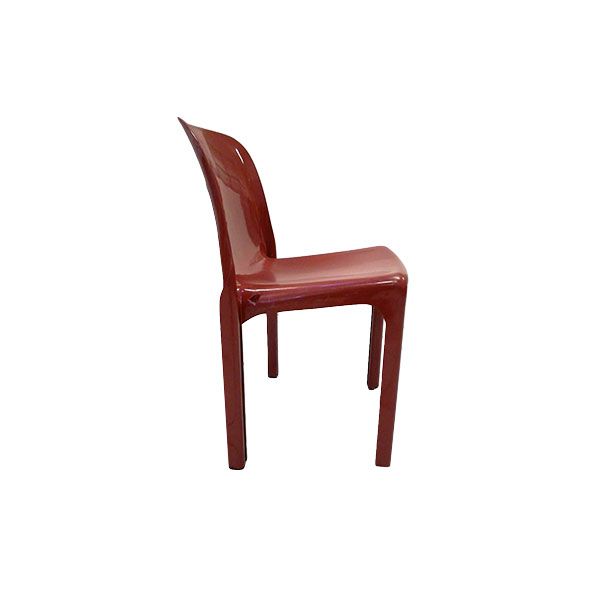 Selene iconic chair by Vico Magistretti (red), Artemide image
