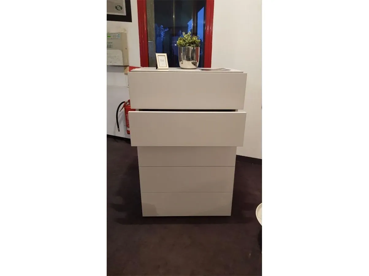 Holz-Kommode mit 5 Schubladen in Weiß 1