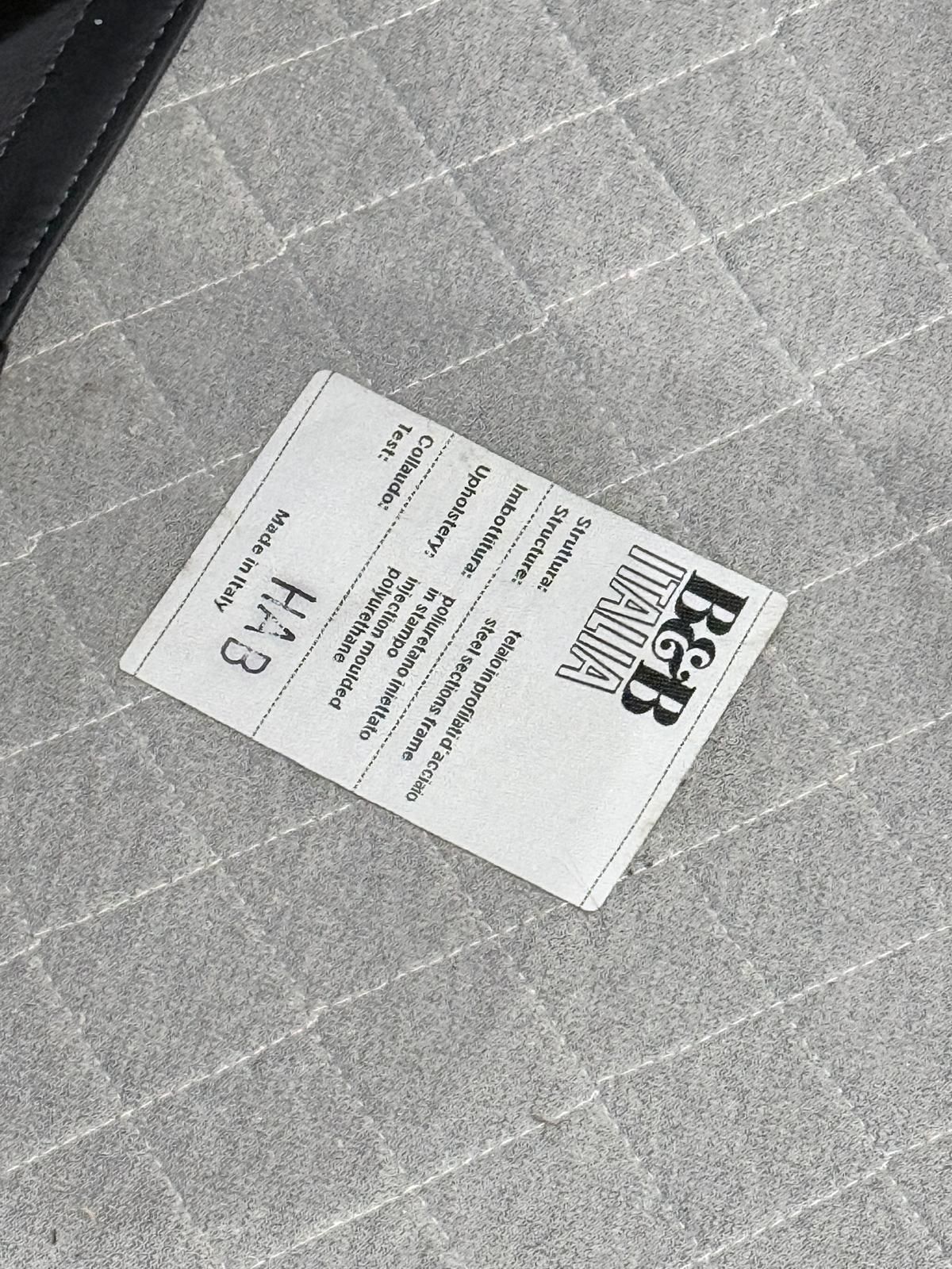 Canapé 3 places Arne en cuir gris par Antonio Citterio Brand