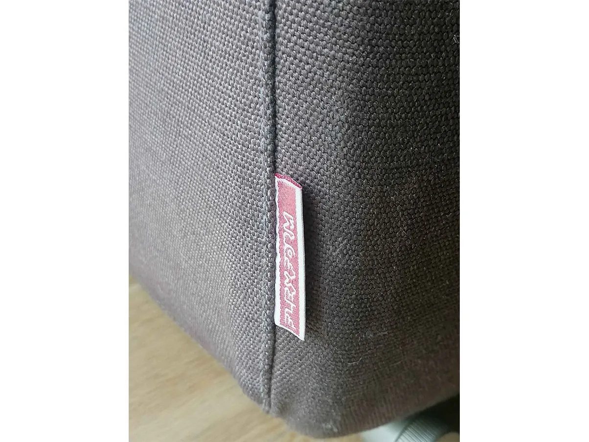 Groundpiece 2 seater sofa in fabric, Flexform 3