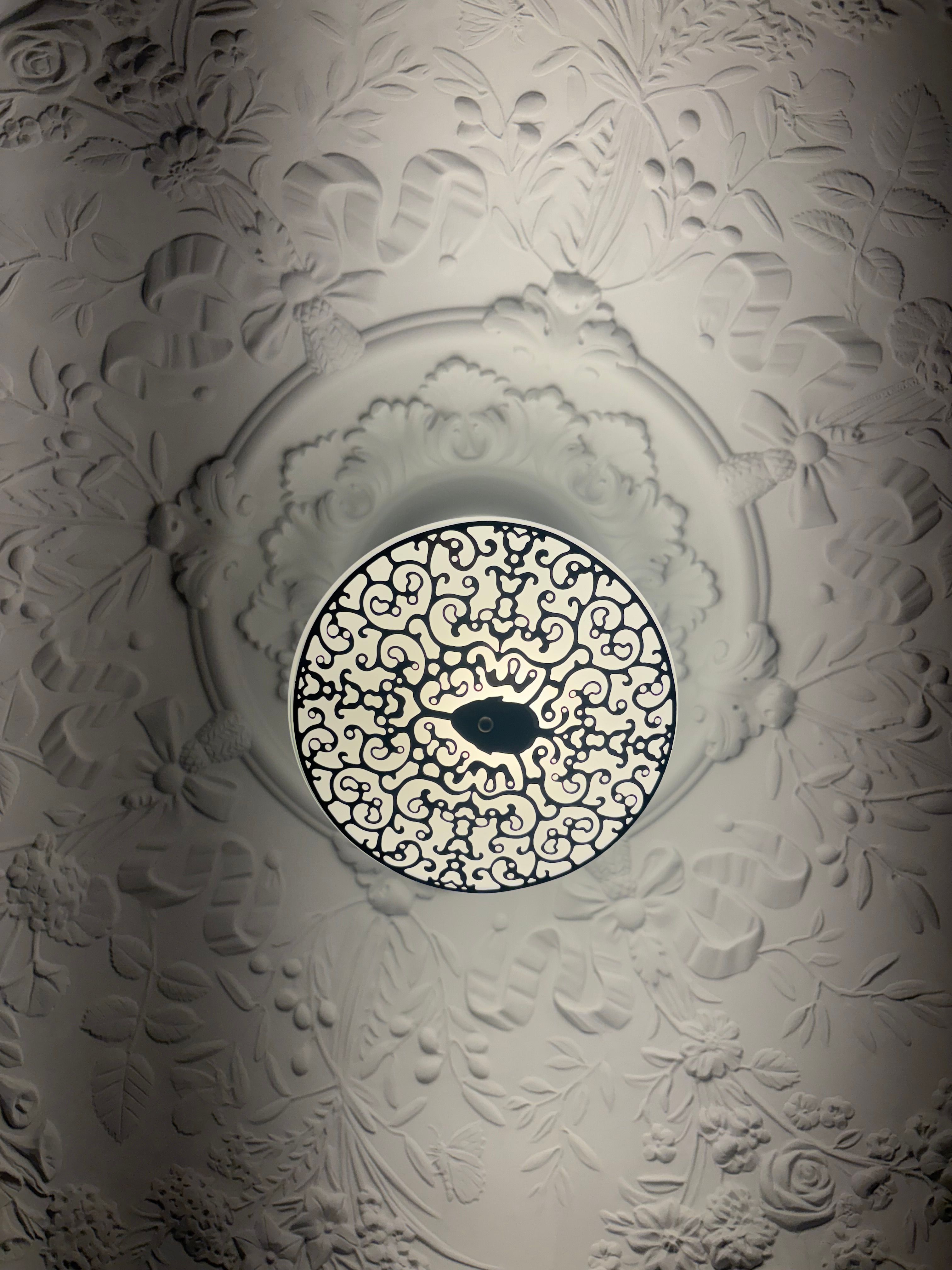 Suspension Skygarden blanche Details